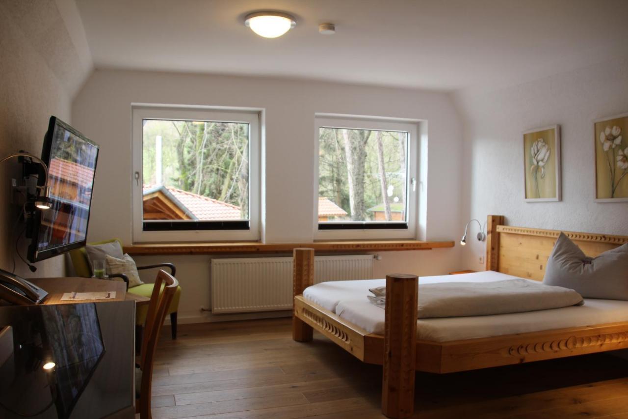Felsenkeller Coppenbruegge Hotel Exterior photo